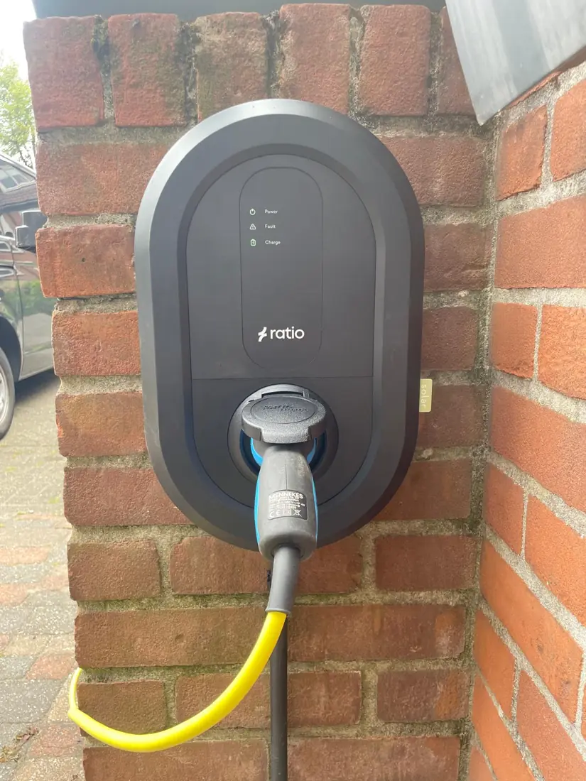 Laadpaal geïnstalleerd bij een woning